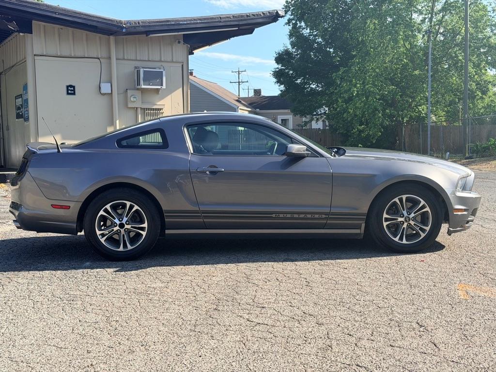 Ford Mustang V6 Coupe 2014