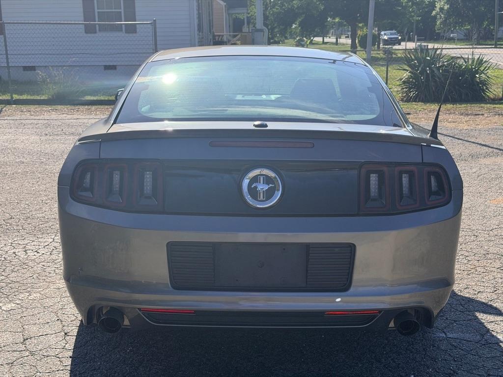 Ford Mustang V6 Coupe 2014