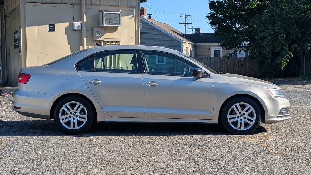 Volkswagen Jetta S 6A 2015