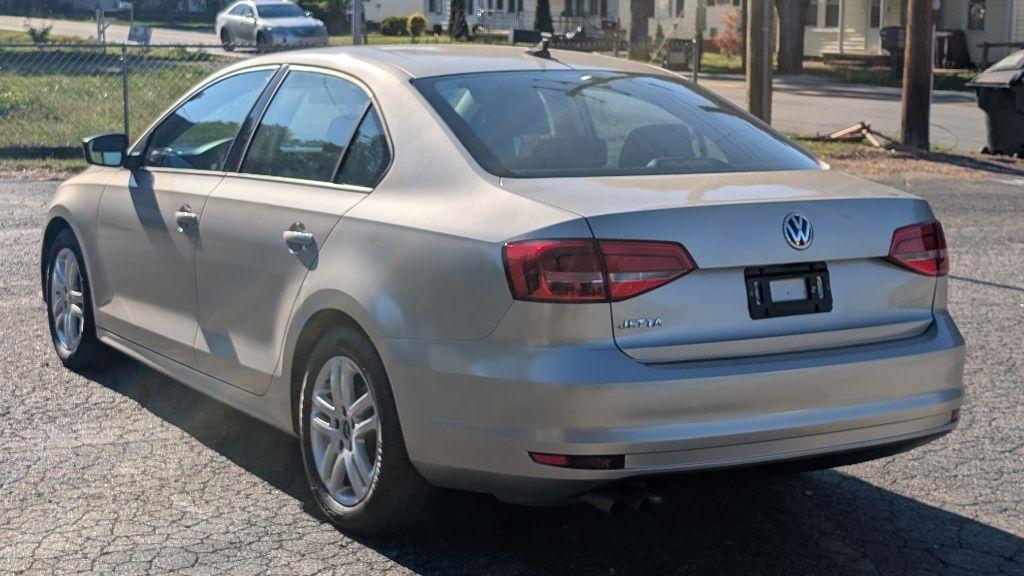 Volkswagen Jetta S 6A 2015