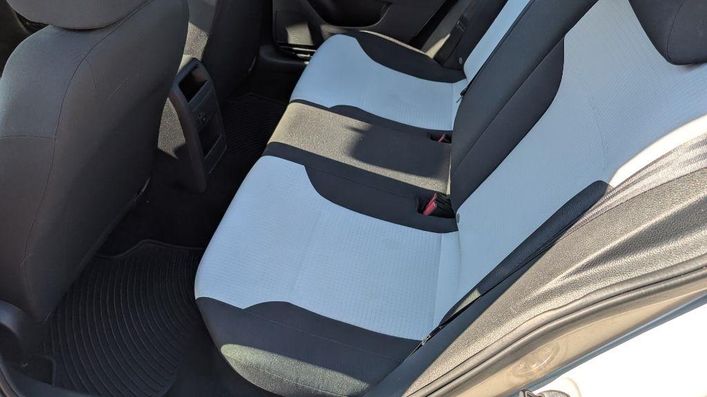 Volkswagen Jetta S 6A 2015