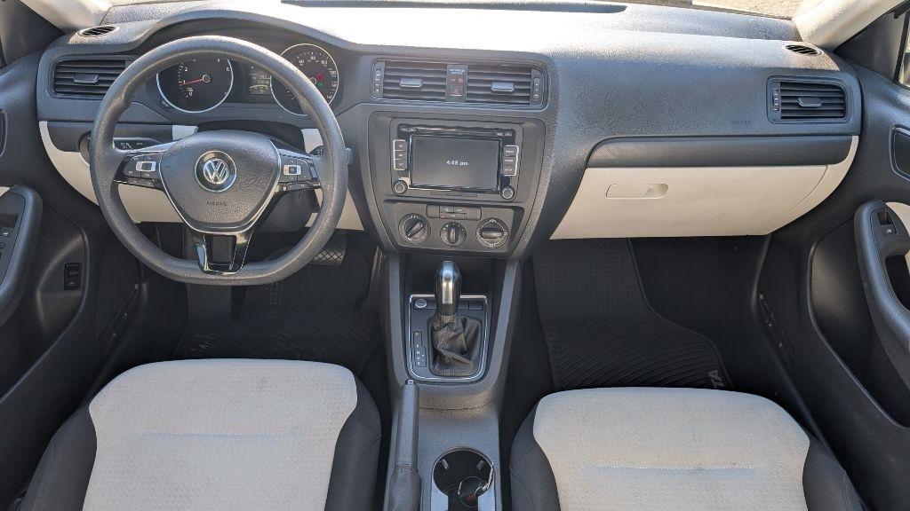 Volkswagen Jetta S 6A 2015