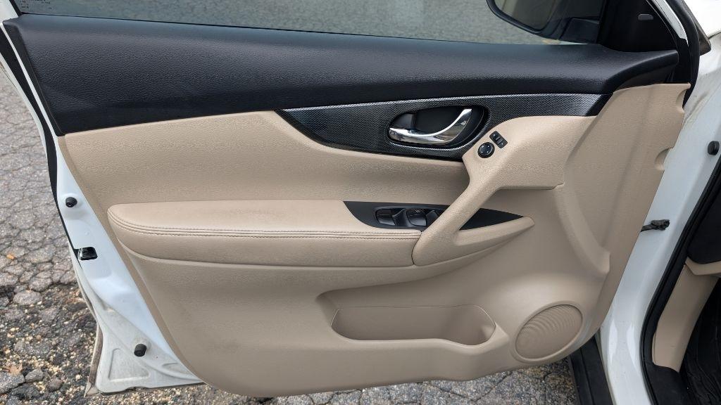 Nissan Rogue S 2WD 2016