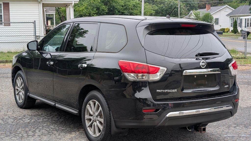 Nissan Pathfinder S 4WD 2015