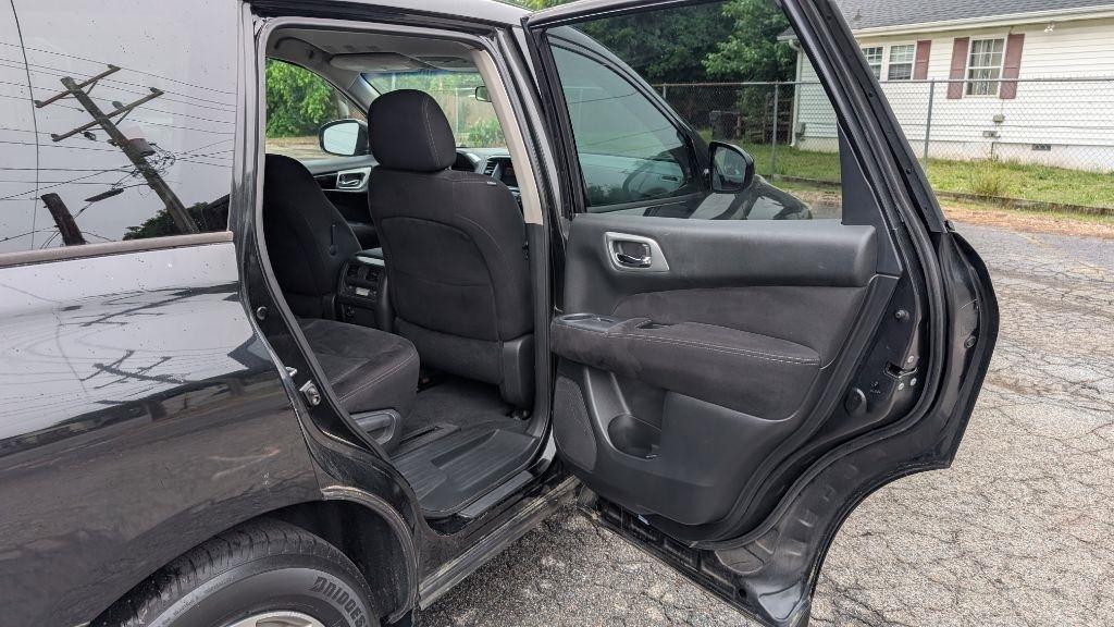 Nissan Pathfinder S 4WD 2015