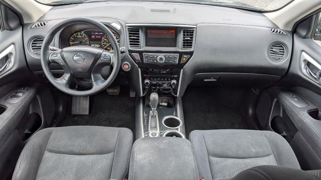 Nissan Pathfinder S 4WD 2015