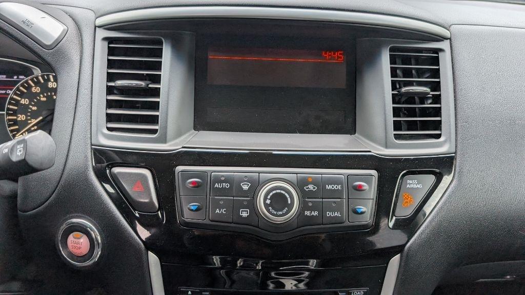 Nissan Pathfinder S 4WD 2015