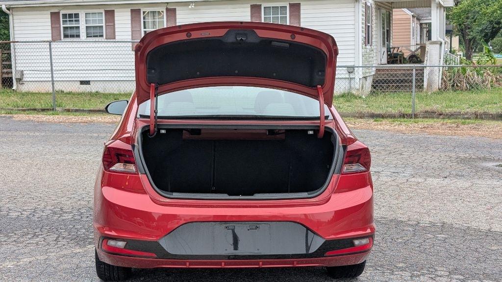 Hyundai Elantra Limited 2019
