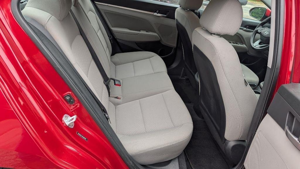 Hyundai Elantra Limited 2019