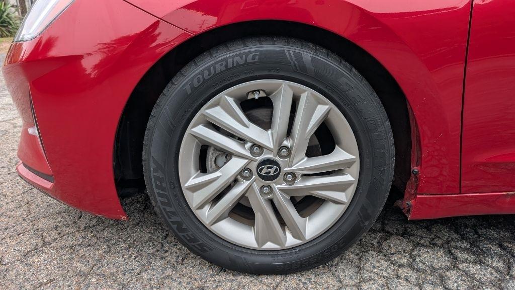 Hyundai Elantra Limited 2019