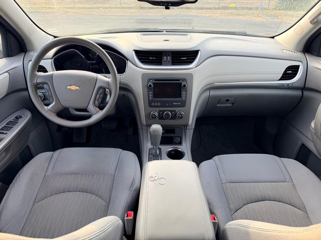 Chevrolet Traverse LS FWD w/PDC 2014