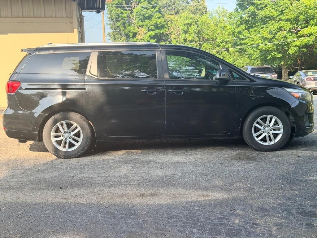 Kia Sedona LX 2016