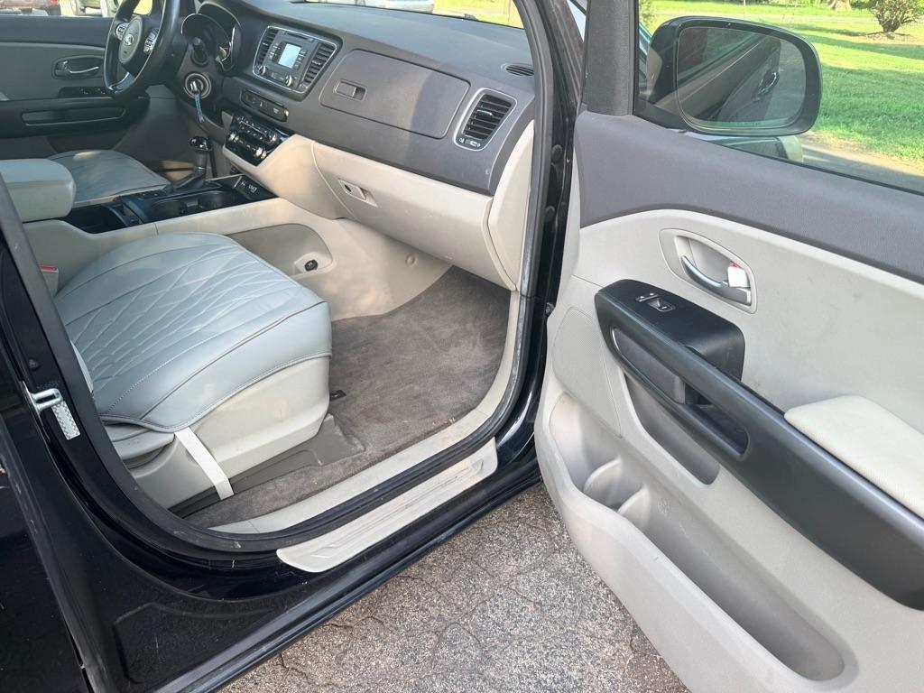 Kia Sedona LX 2016