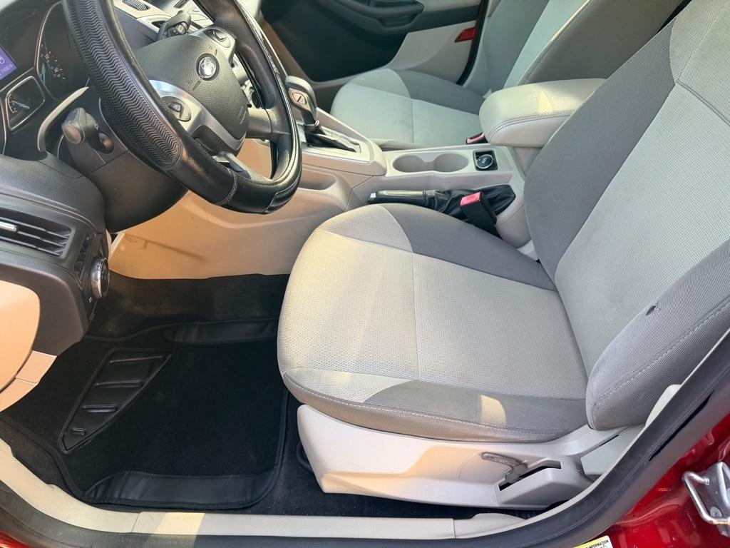 Ford Focus SE Hatch 2013