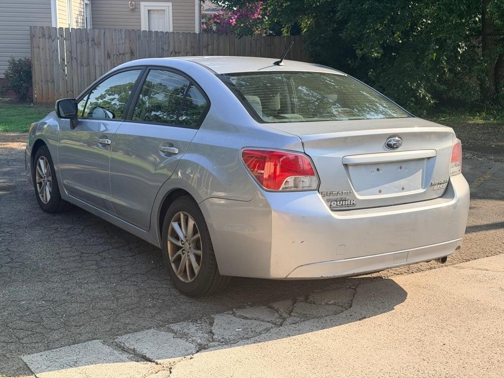 Subaru Impreza Premium 4-Door w/All Weather Package 2012