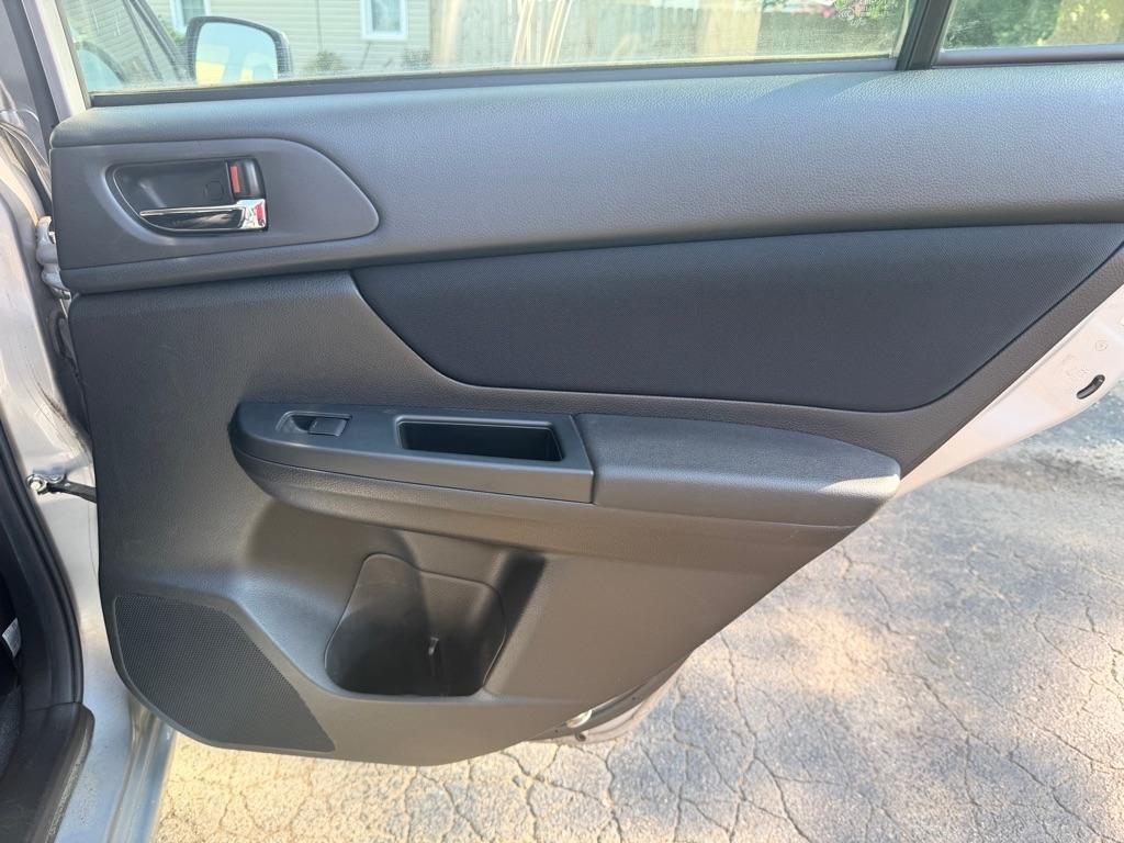Subaru Impreza Premium 4-Door w/All Weather Package 2012