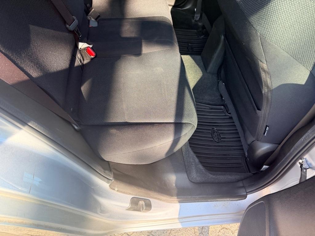 Subaru Impreza Premium 4-Door w/All Weather Package 2012