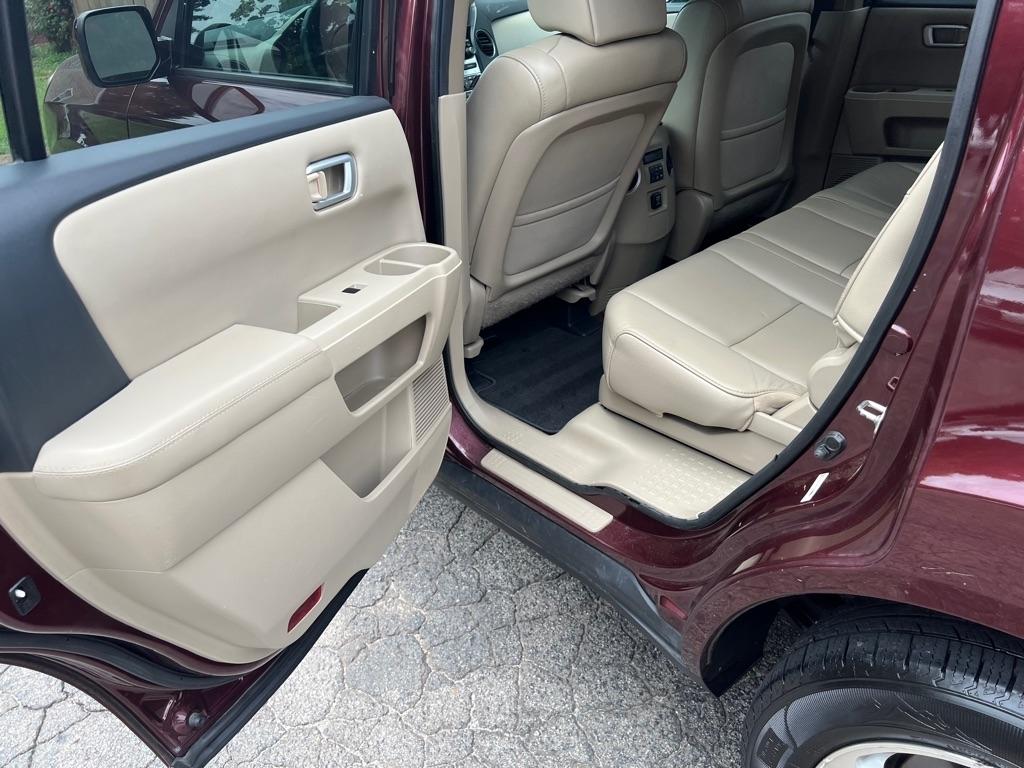 Honda Pilot EX-L 4WD 5-Spd AT with Navigation 2013