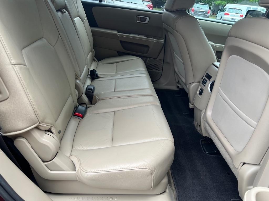 Honda Pilot EX-L 4WD 5-Spd AT with Navigation 2013