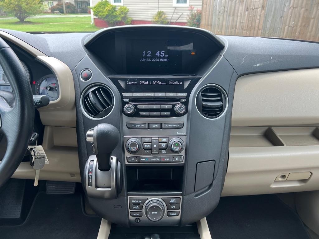 Honda Pilot EX-L 4WD 5-Spd AT with Navigation 2013