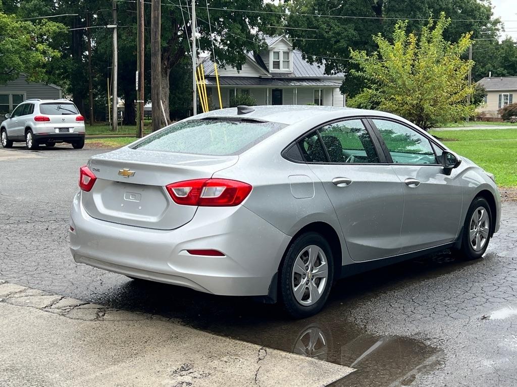 Chevrolet Cruze LS Auto 2017