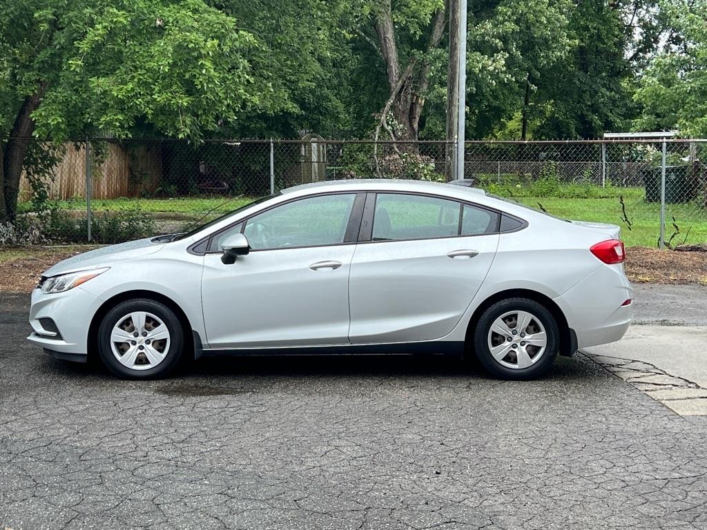 Chevrolet Cruze LS Auto 2017