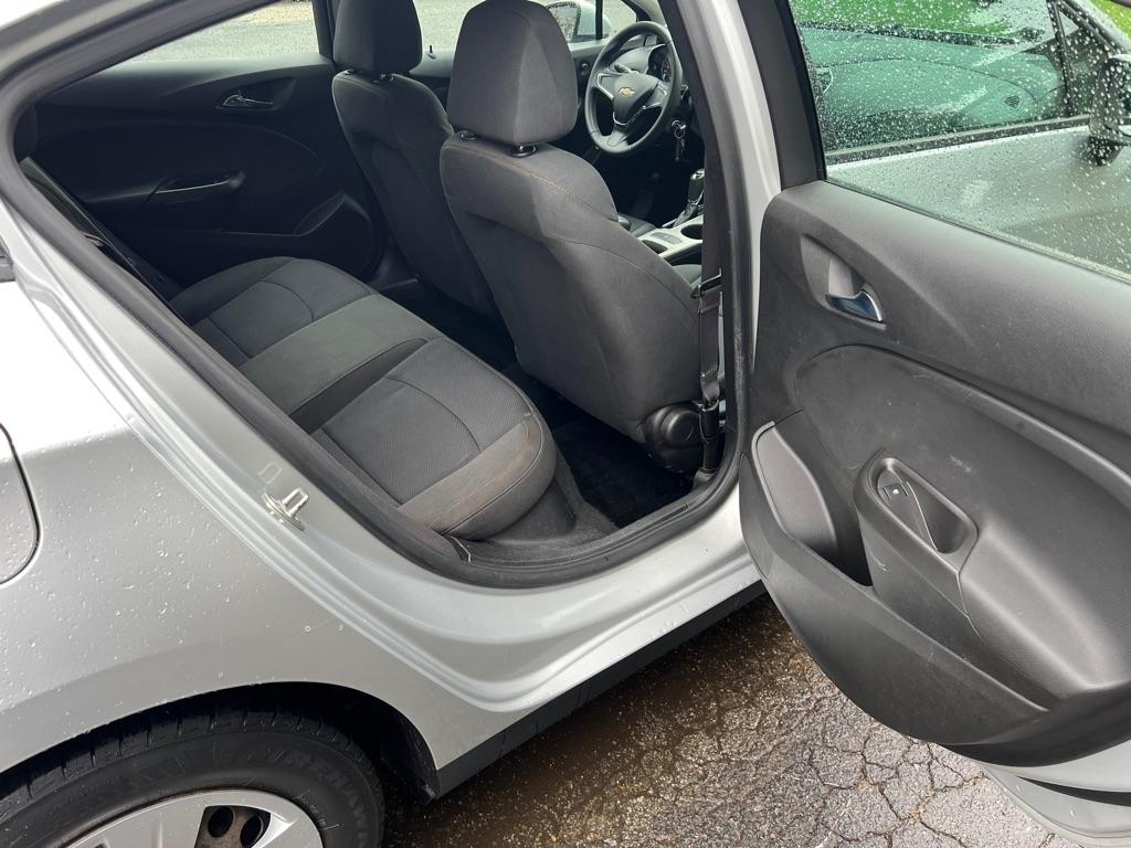 Chevrolet Cruze LS Auto 2017