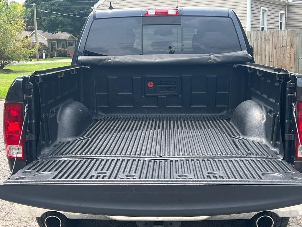 RAM 1500 SLT Crew Cab SWB 4WD 2013