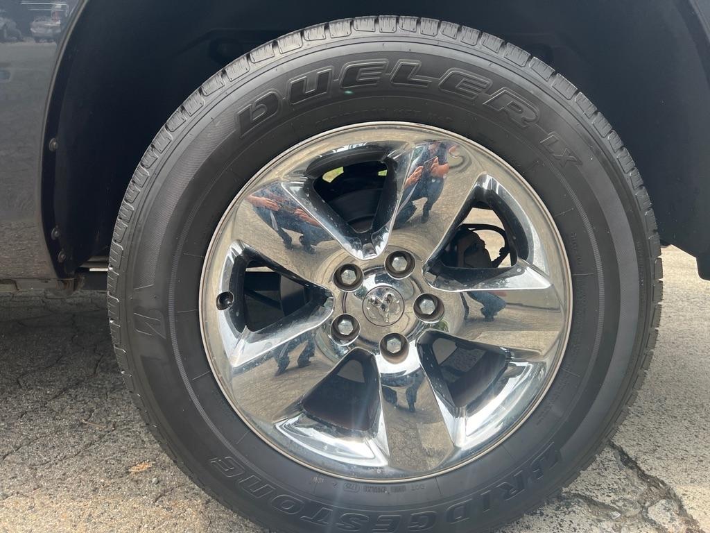 RAM 1500 SLT Crew Cab SWB 4WD 2013
