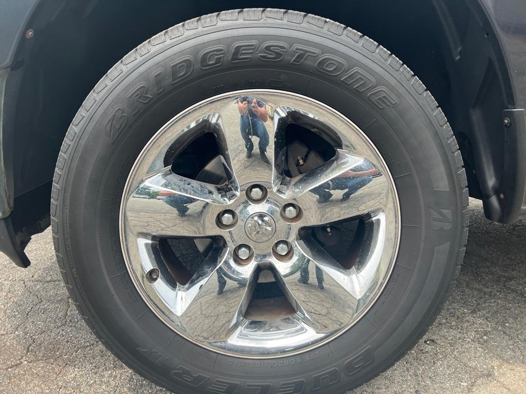 RAM 1500 SLT Crew Cab SWB 4WD 2013