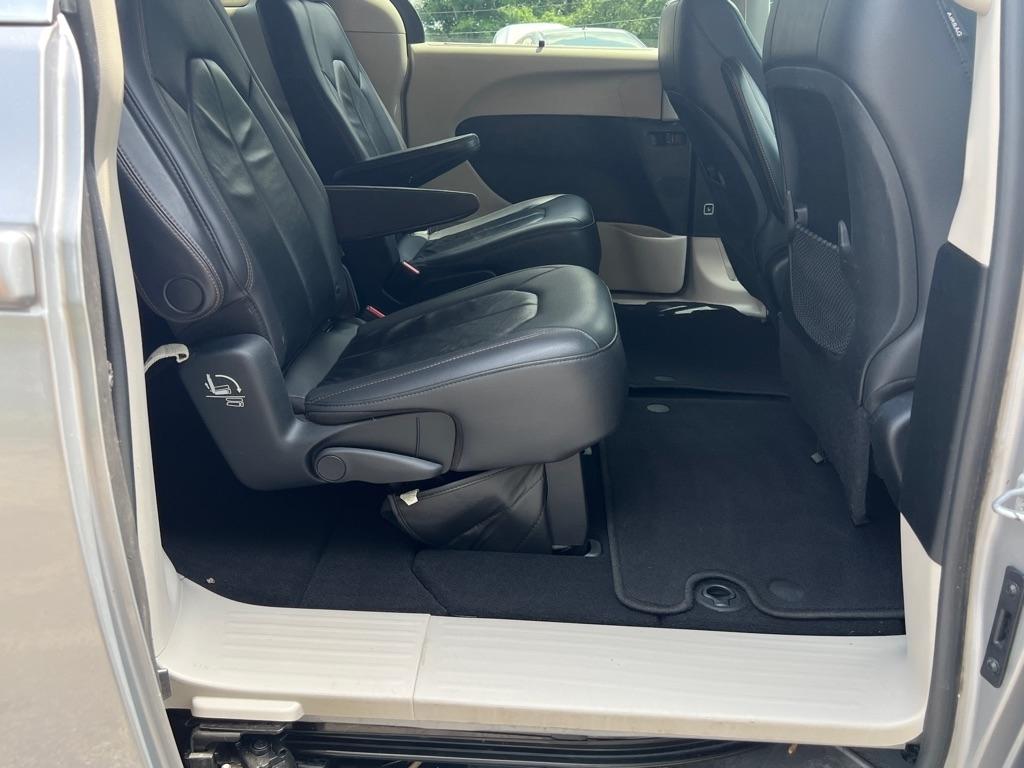 Chrysler Pacifica Touring-L 2017
