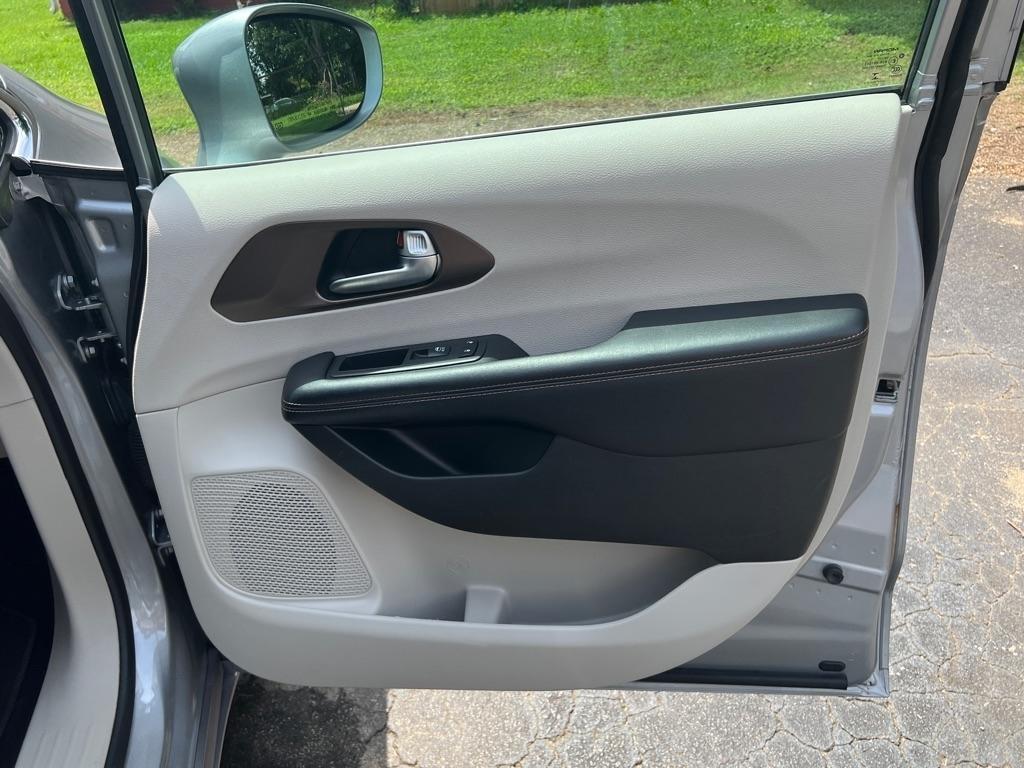 Chrysler Pacifica Touring-L 2017