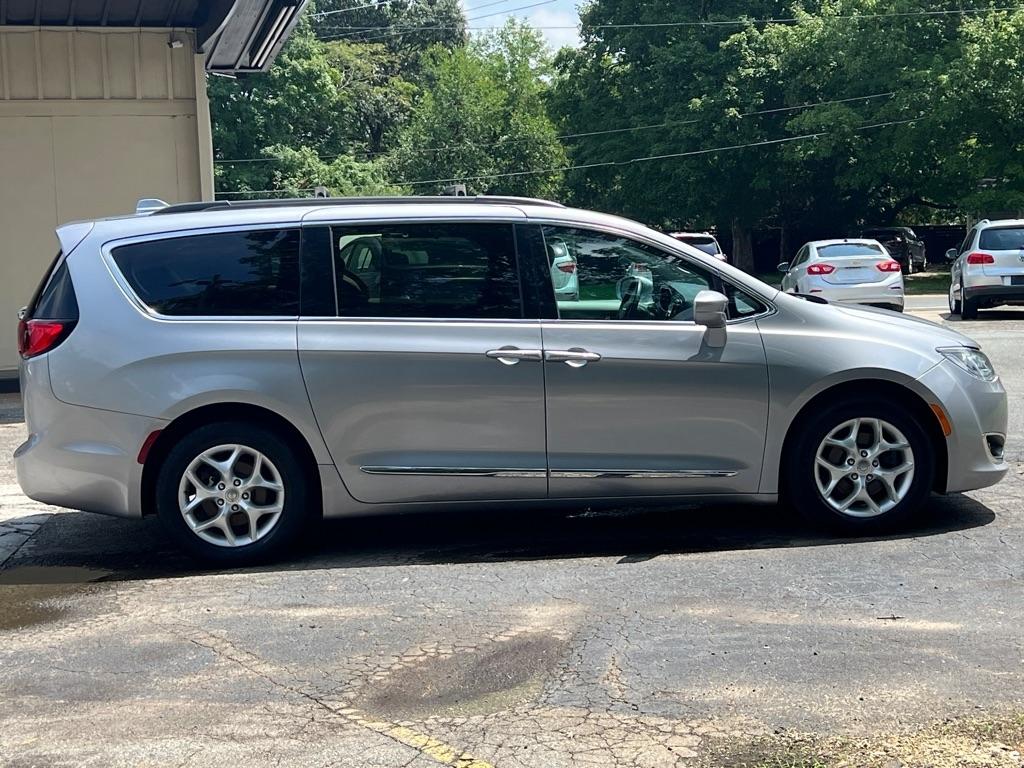 Chrysler Pacifica Touring-L 2017