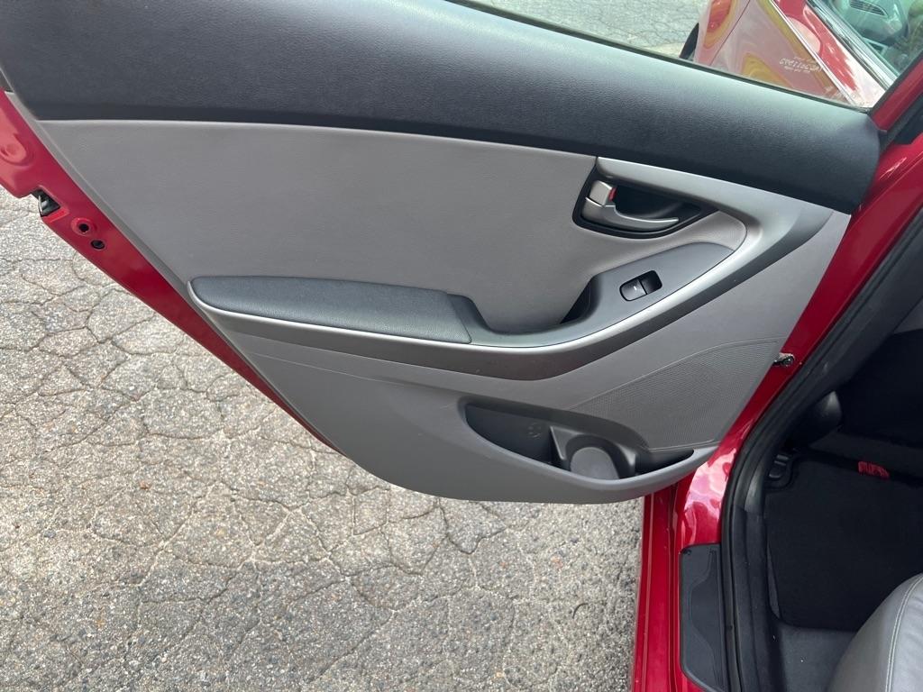 Hyundai Elantra Sport 6AT 2015