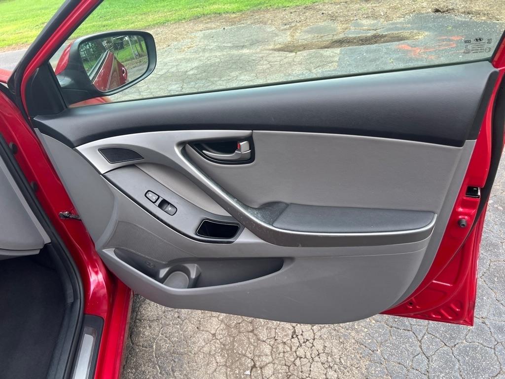 Hyundai Elantra Sport 6AT 2015