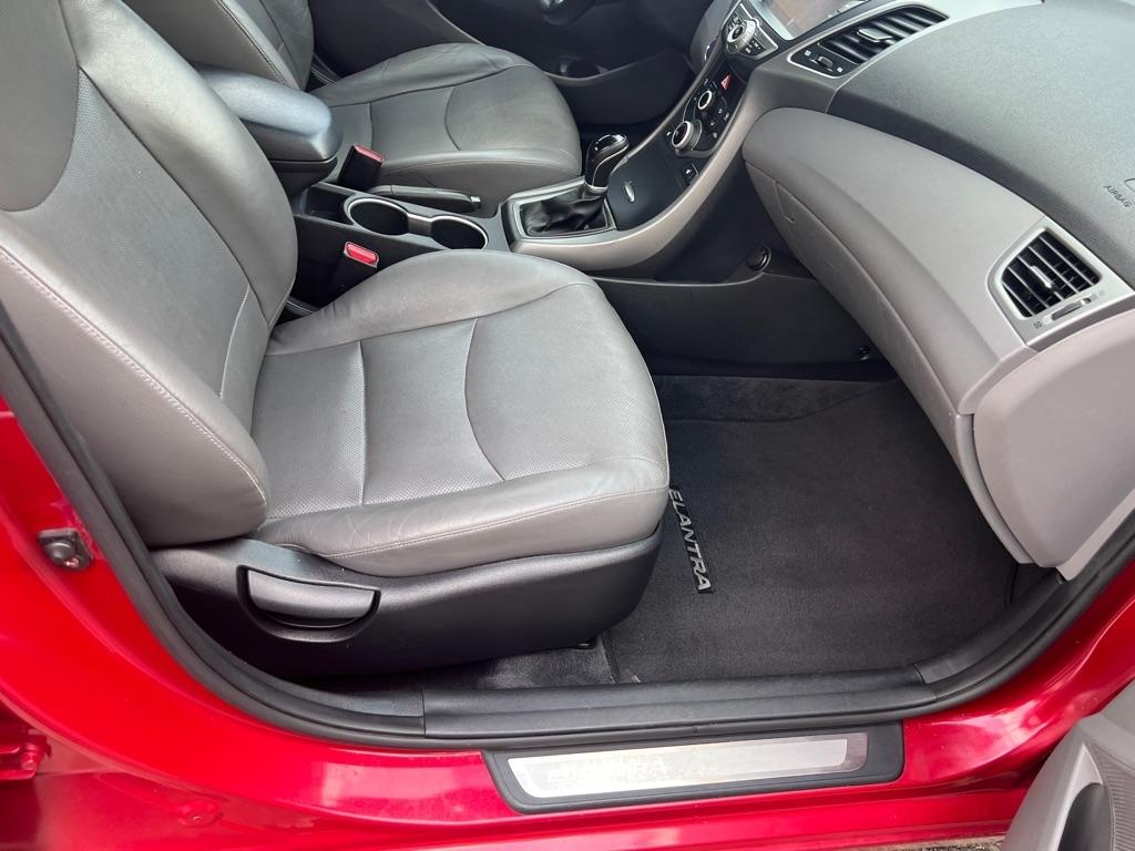 Hyundai Elantra Sport 6AT 2015
