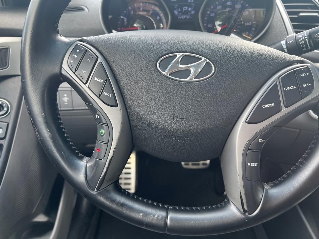 Hyundai Elantra Sport 6AT 2015