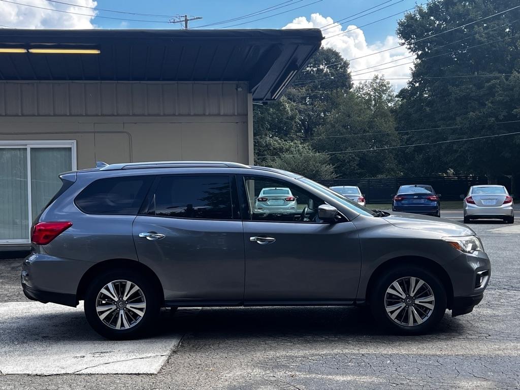 Nissan Pathfinder SV 4WD 2020