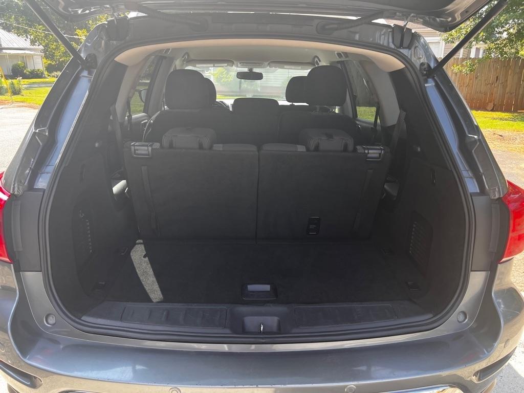 Nissan Pathfinder SV 4WD 2020