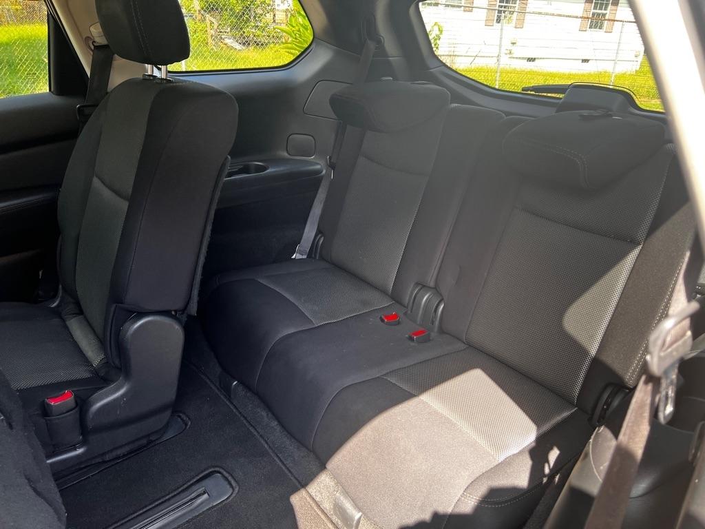 Nissan Pathfinder SV 4WD 2020
