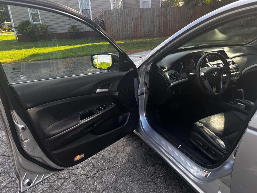 Honda Accord SE Sedan AT 2012