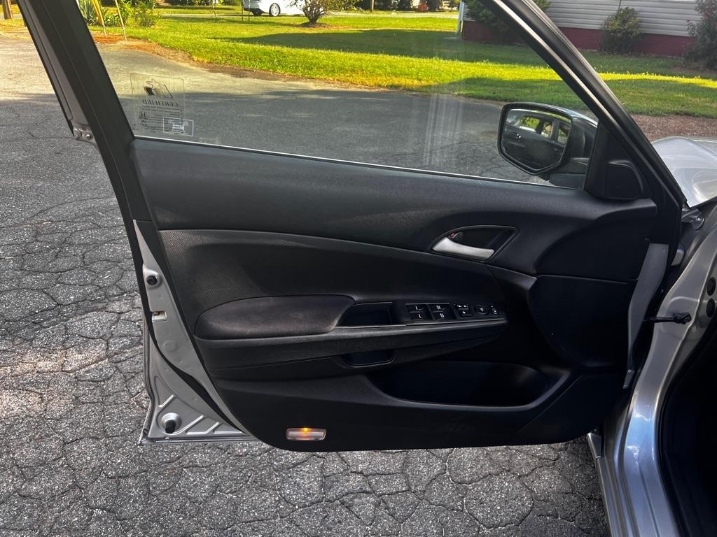 Honda Accord SE Sedan AT 2012