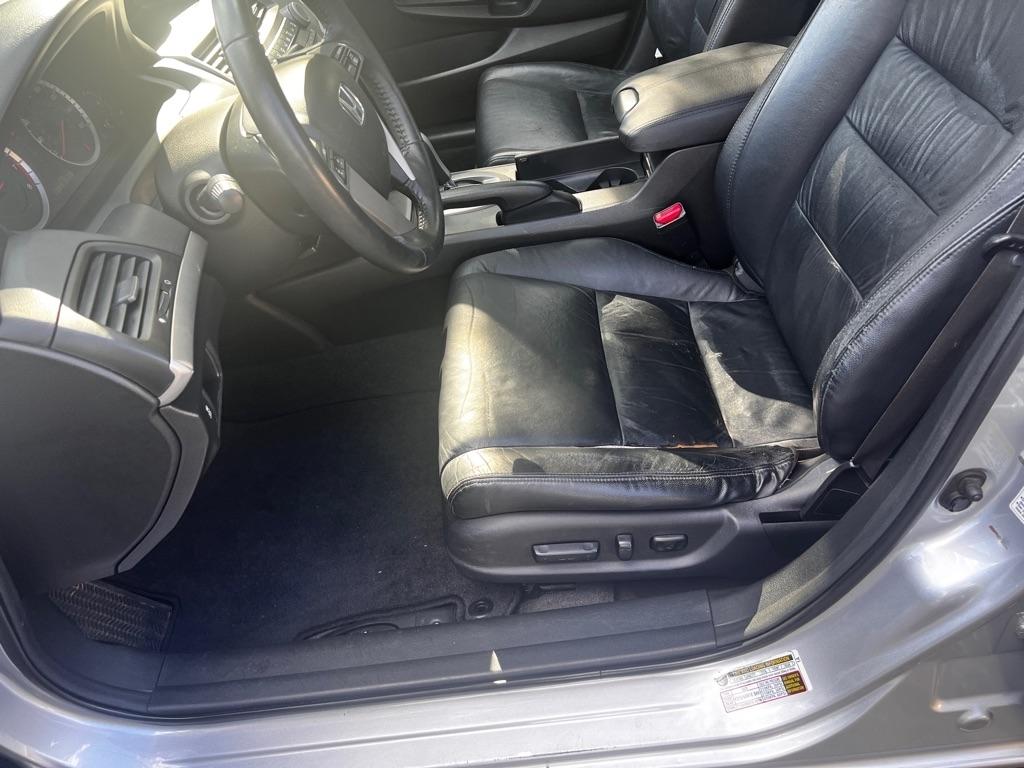Honda Accord SE Sedan AT 2012