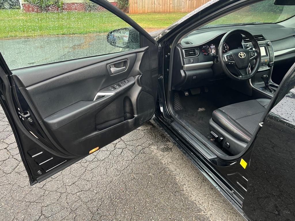 Toyota Camry LE 2016
