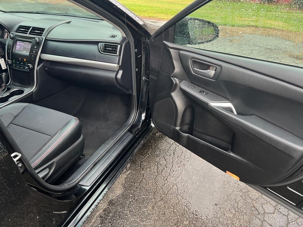 Toyota Camry LE 2016