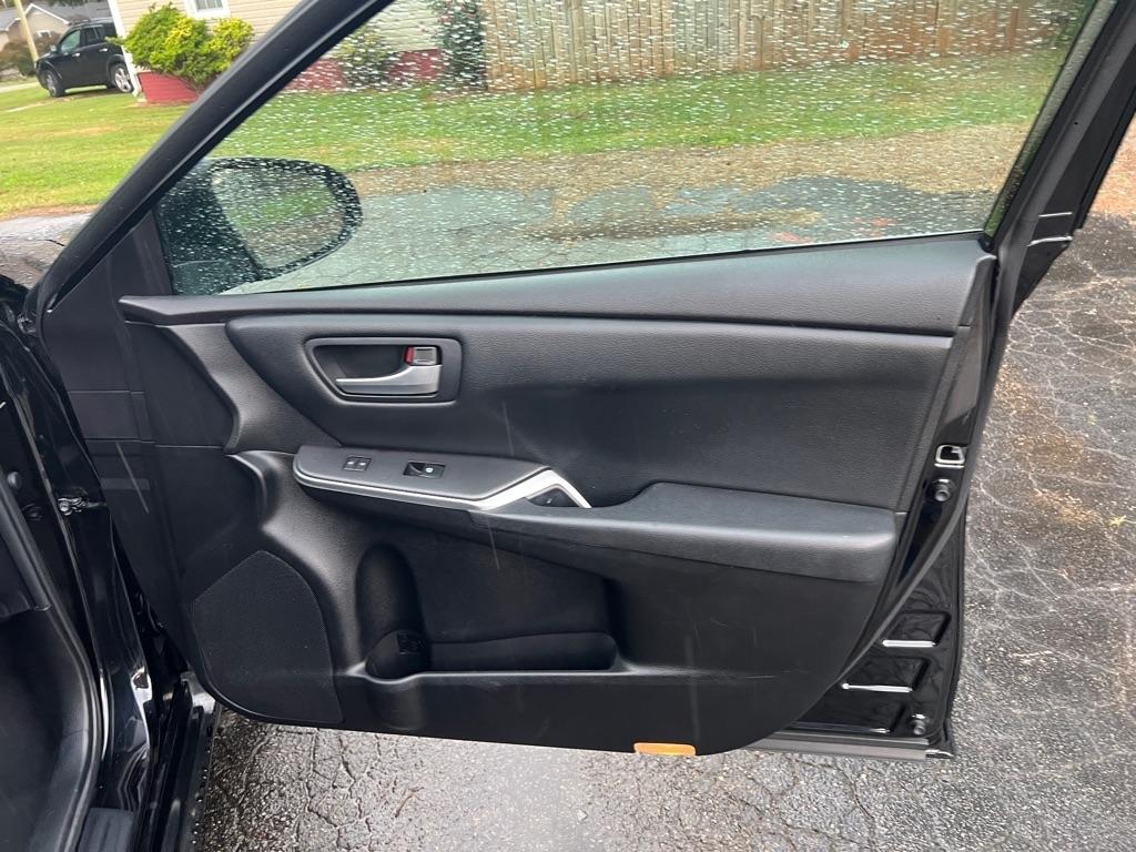 Toyota Camry LE 2016