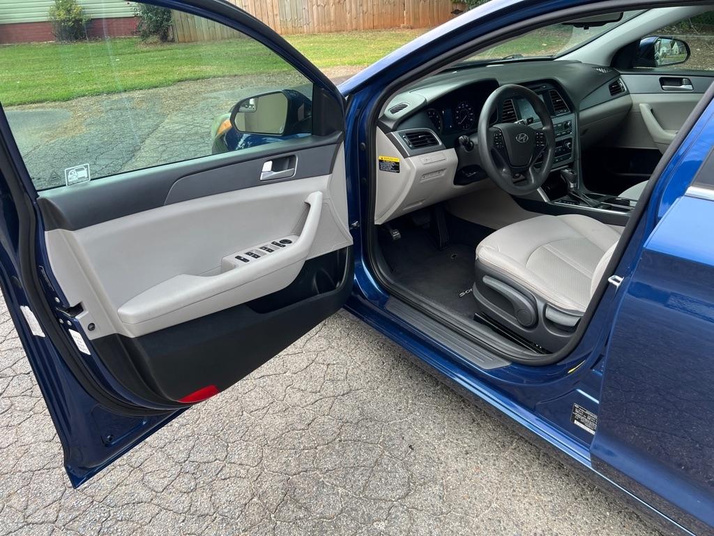 Hyundai Sonata SE 2016