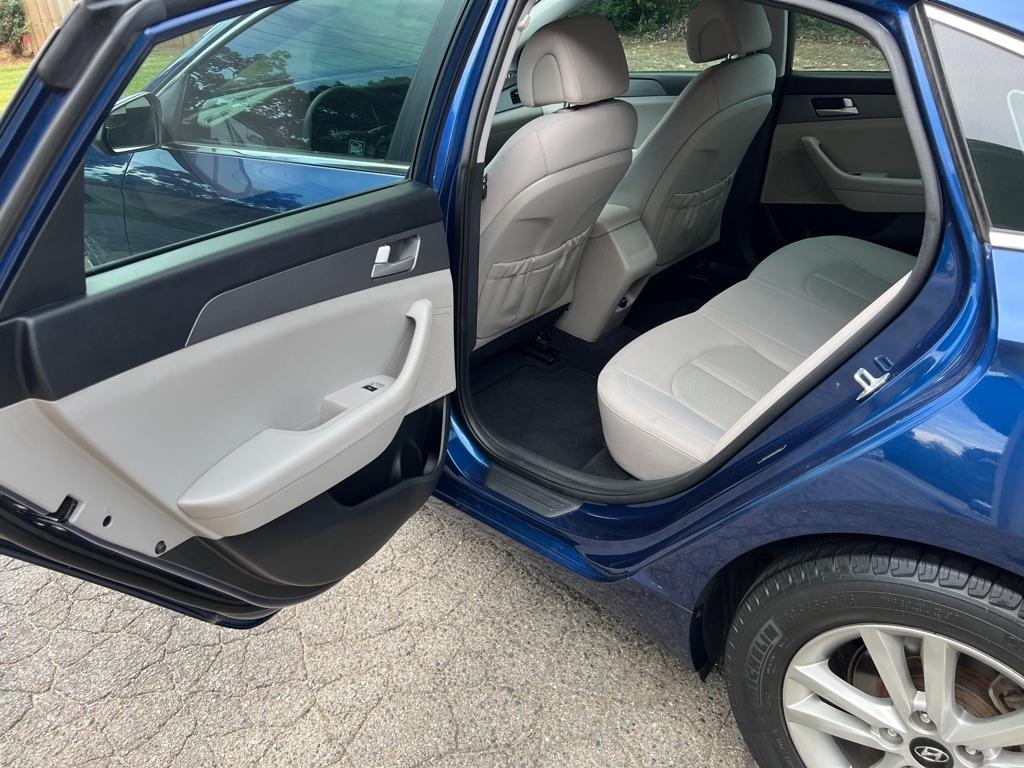 Hyundai Sonata SE 2016