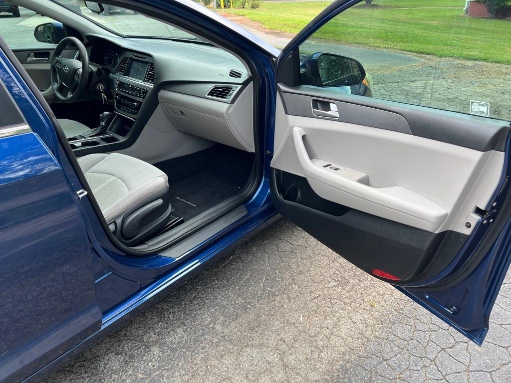 Hyundai Sonata SE 2016