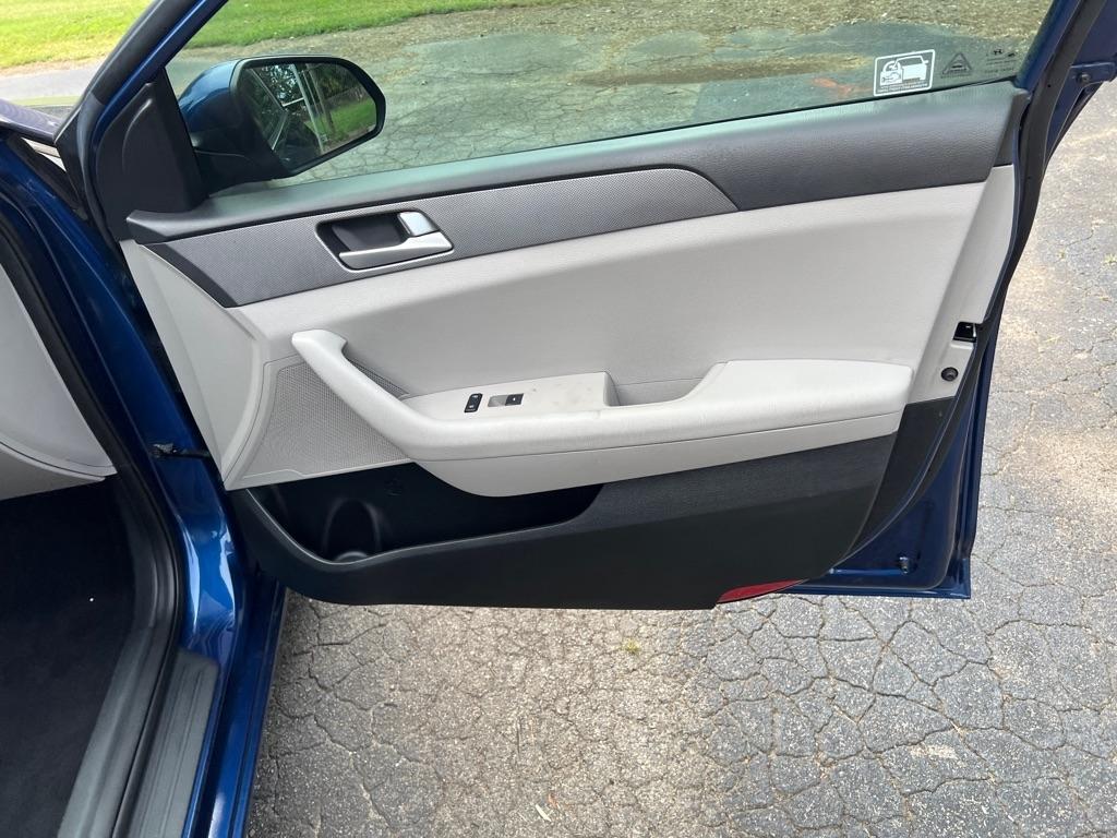 Hyundai Sonata SE 2016